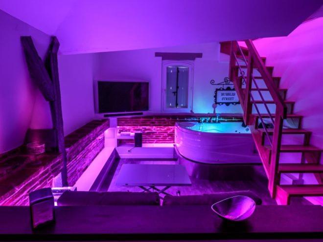 L'Antre Vue - Jacuzzi Au Chateau Belberaud 외부 사진